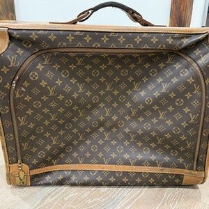 Louis Vuitton vintage monogram Pullman suitcase